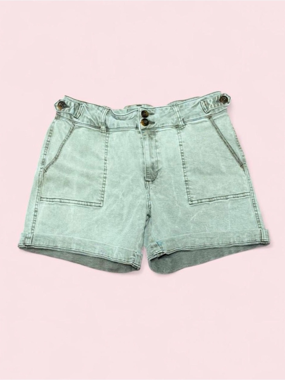 BKE Buckle Payton Cuffed Stretch Shorts Olive Green Mid Rise Size 28 Tencel